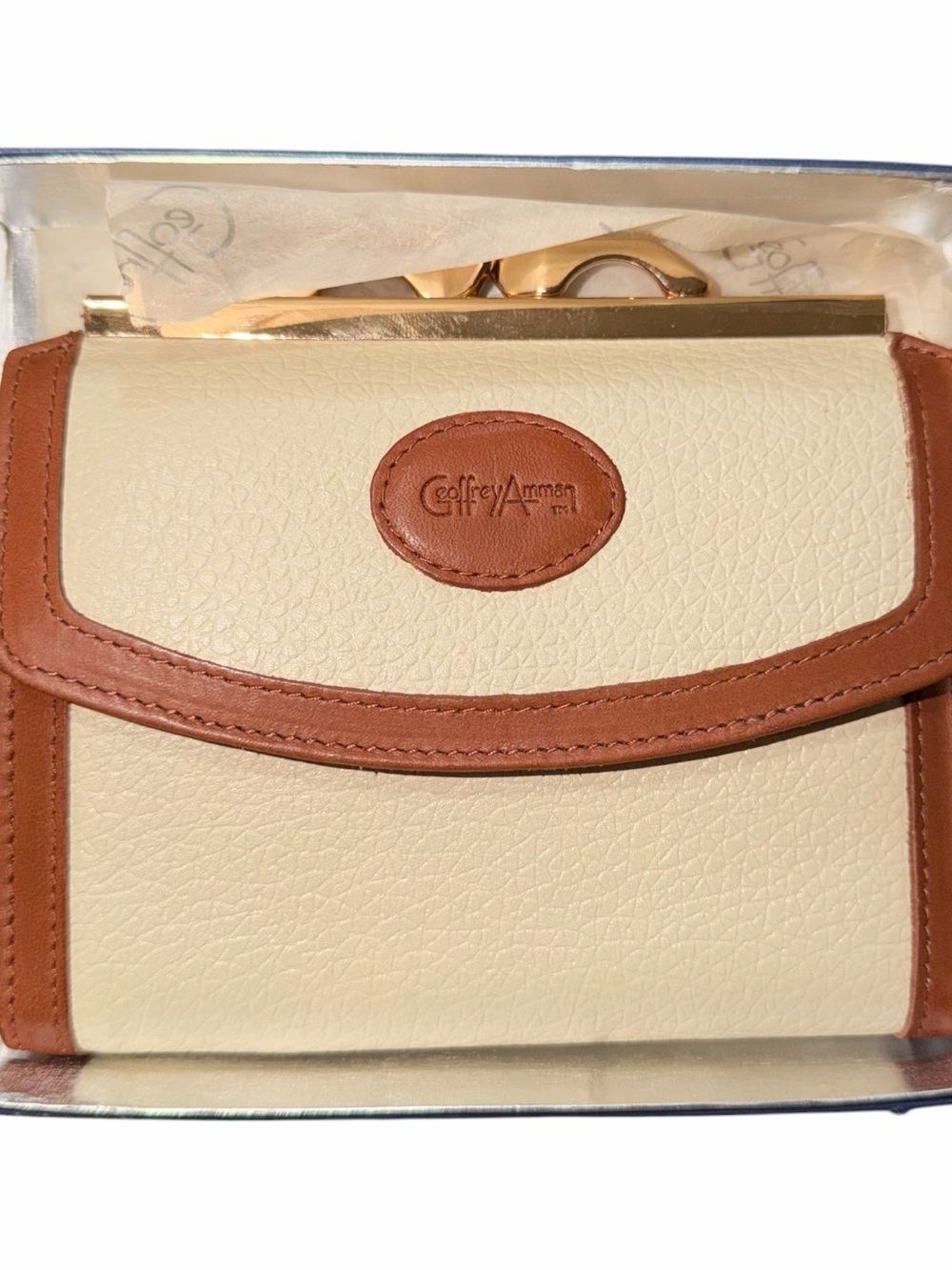 VINTAGE Cream & Brown Leather-Trim Wallet with Gold Frame - Picture 3 of 7